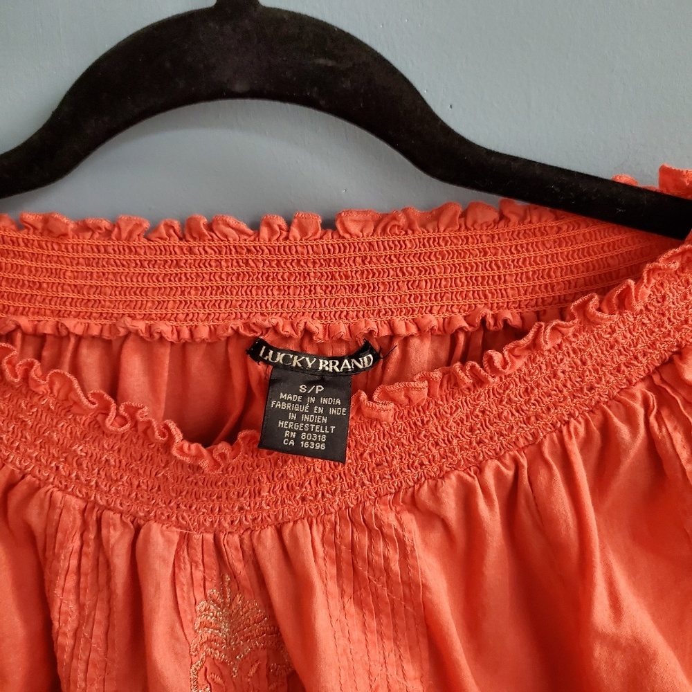 Lucky Brand Embroidered Peasant Top - Picture 4 of 5